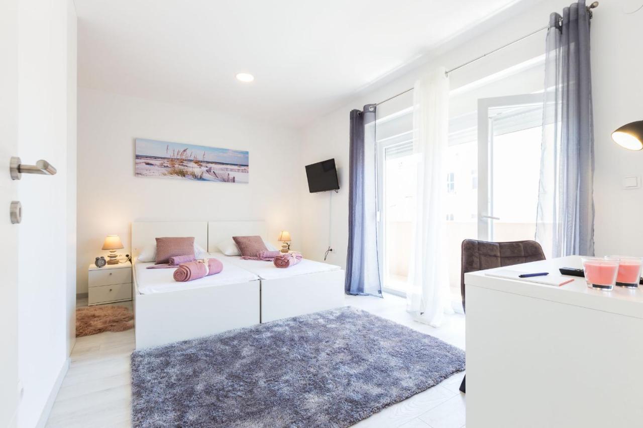 2Sis 2 Apartments Задар Экстерьер фото