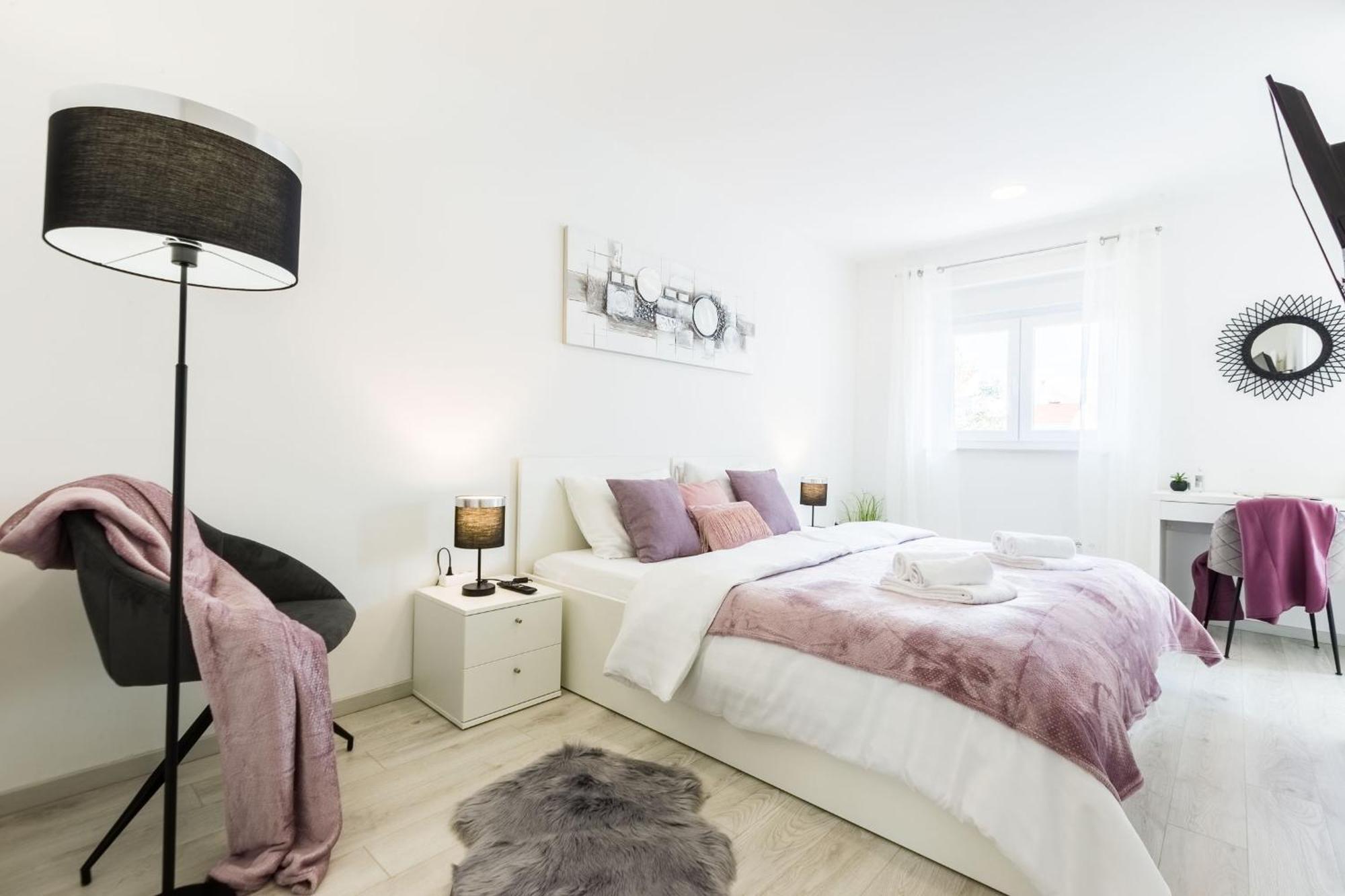 2Sis 2 Apartments Задар Номер фото